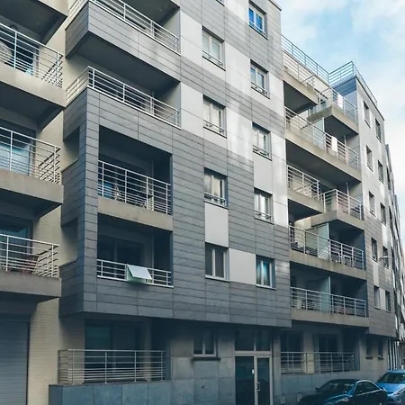 Appartement Zonnig Aan Zee In Mariakerke Ostende