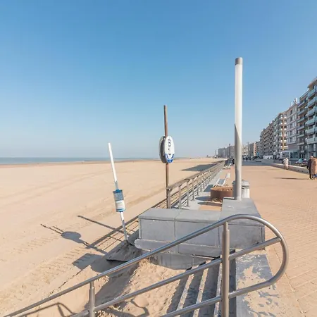 Zonnig Aan Zee In Mariakerke * Ostend